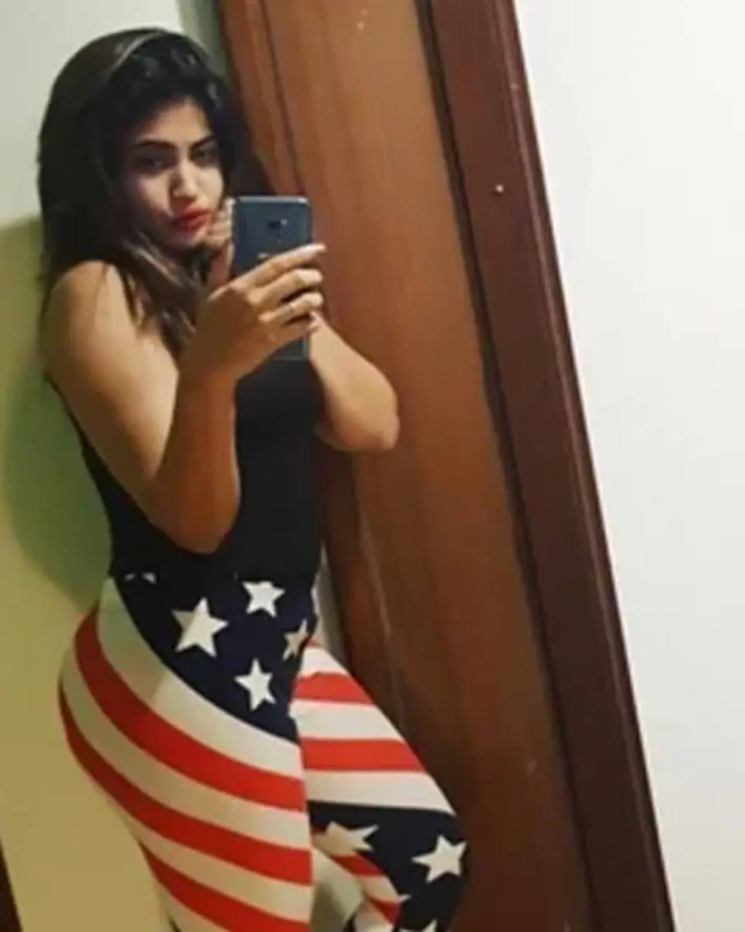 female call girl in Connaught place